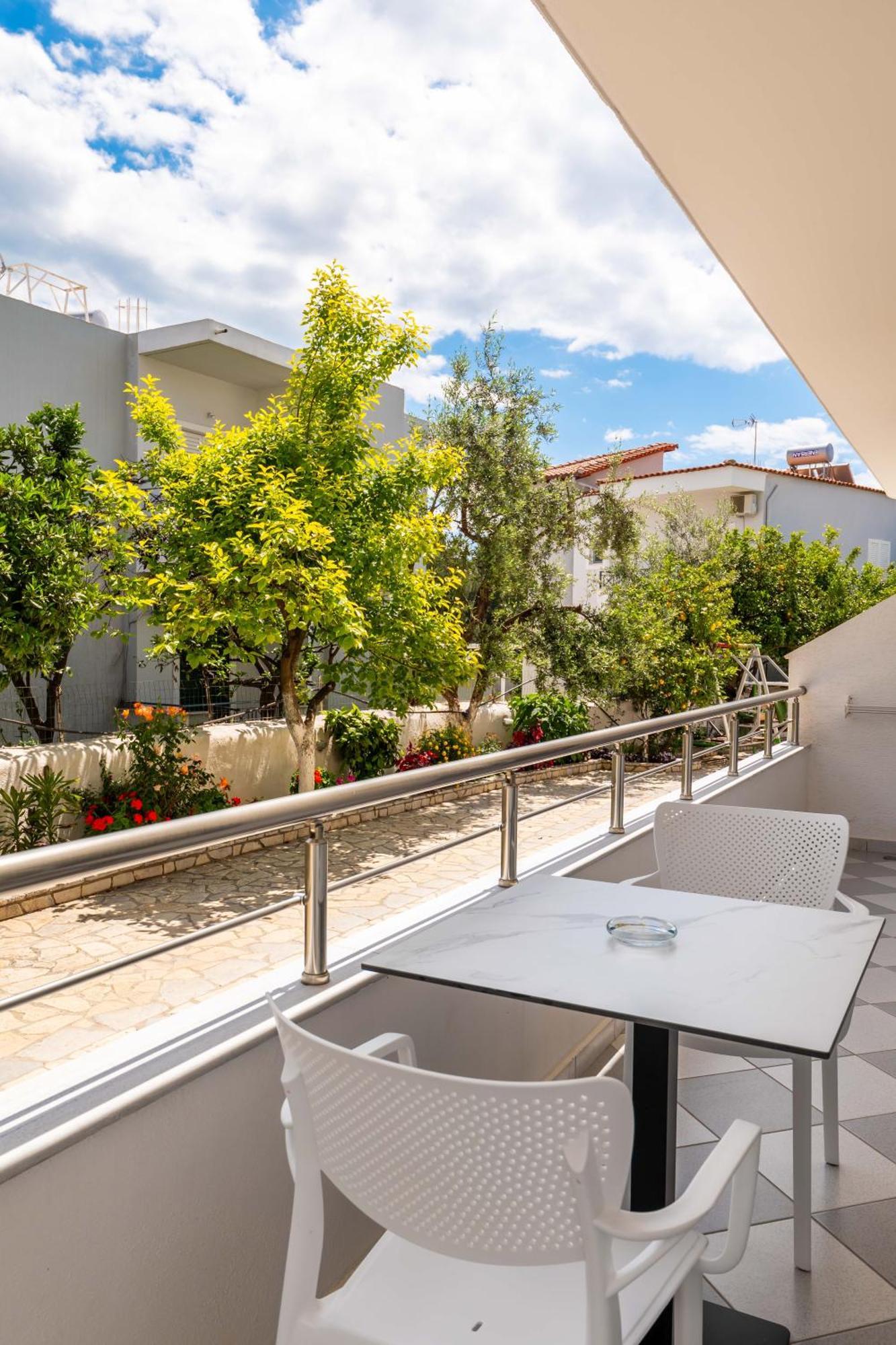 Hotel Artur2 Ksamil Exterior photo